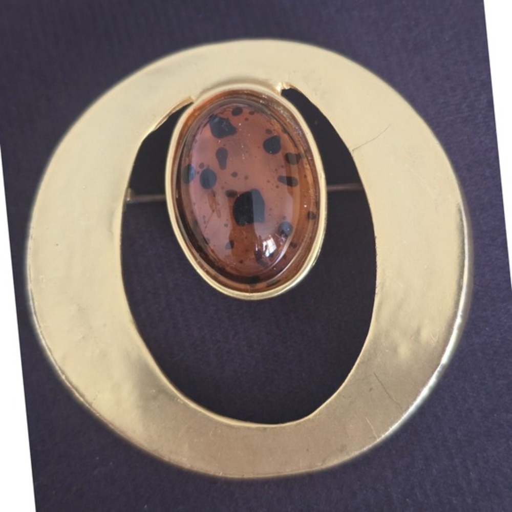 JJ Jonette Jewelry Vintage Gold Tone Oval‎ Tortoise Resin Cabochon Brooch Pin